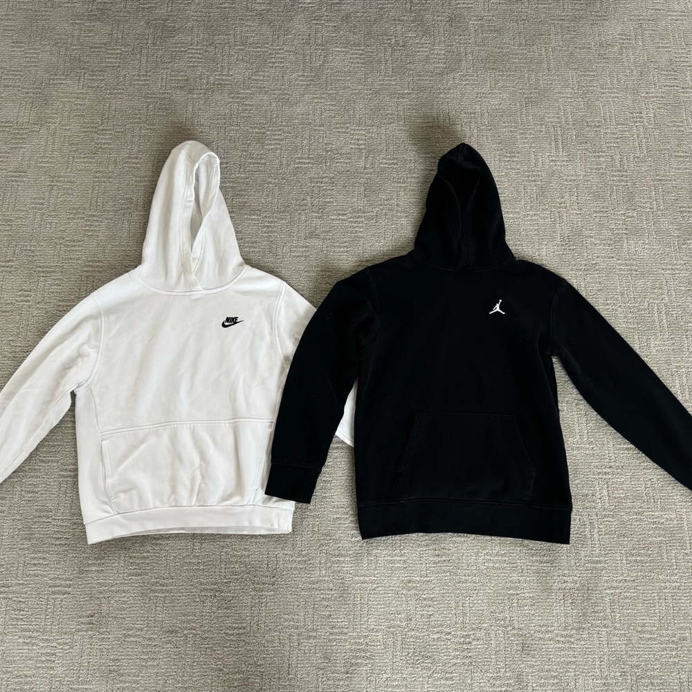 Nike Black and White Hoodies big boys size XL